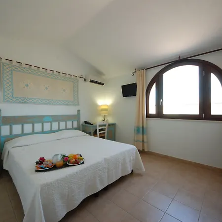 Alma Hotel 4*