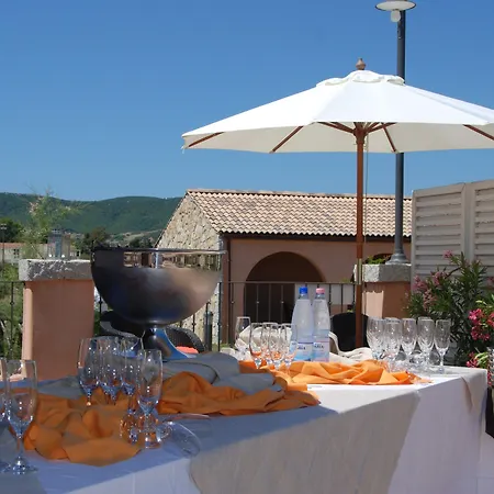 Hotell Alma 4*