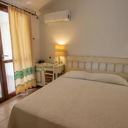 Alma Hotel